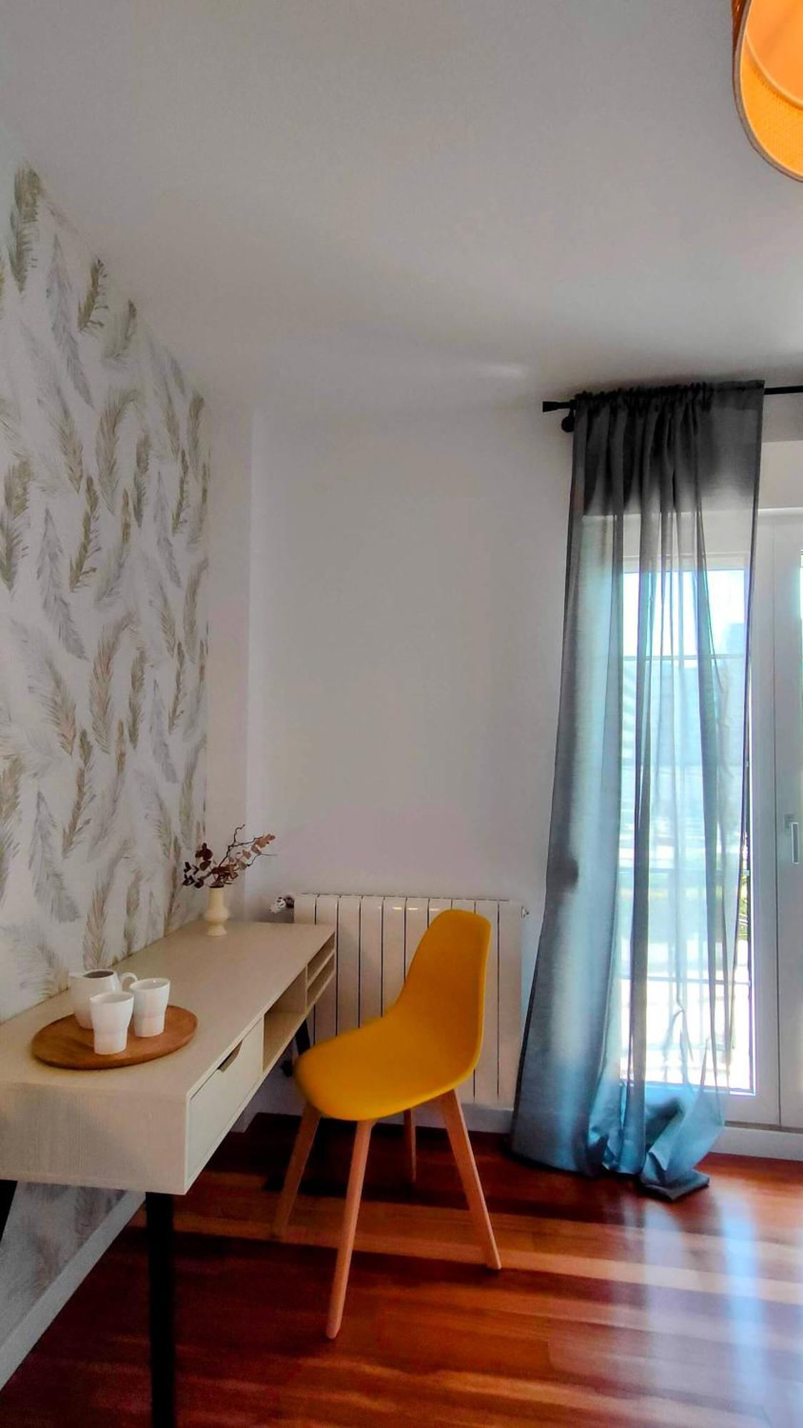 Rosa De Ciudad. Chalet Centrico Con Mucha Intimidad Santander