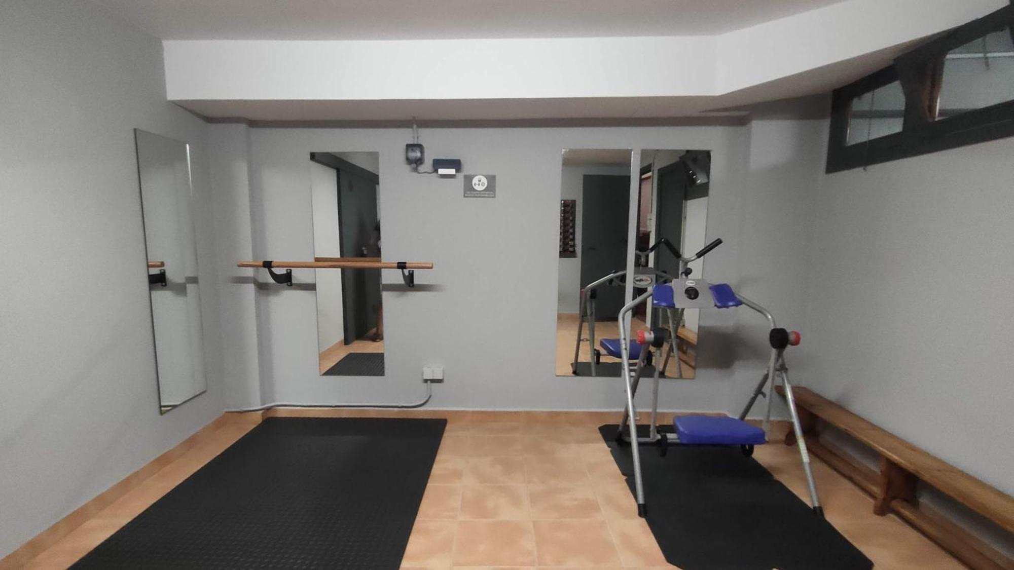 Rosa De Ciudad. Chalet Centrico Con Mucha Intimidad