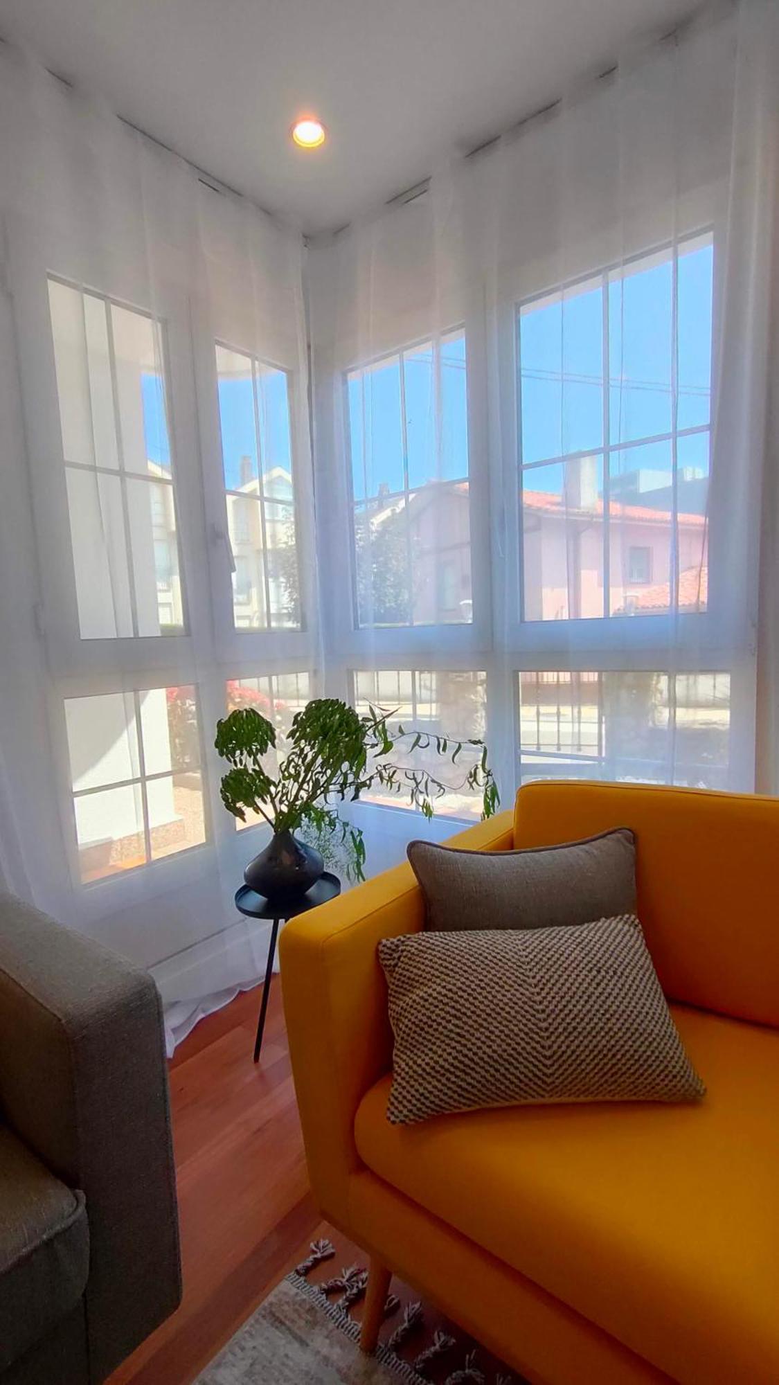 Rosa De Ciudad. Chalet Centrico Con Mucha Intimidad Santander