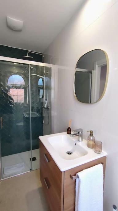 Rosa De Ciudad. Chalet Centrico Con Mucha Intimidad Сasa de vacaciones