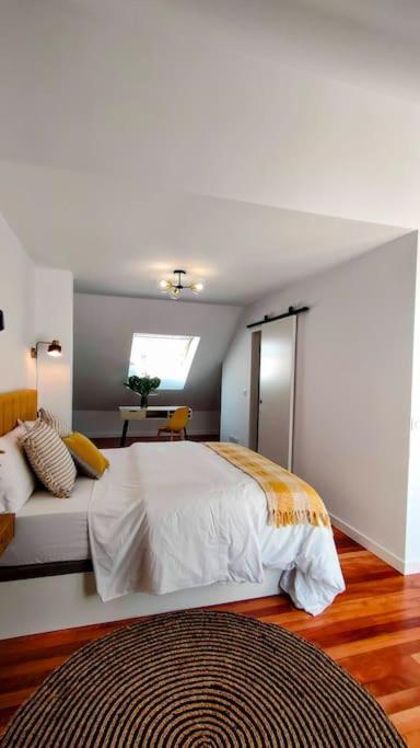 Rosa De Ciudad. Chalet Centrico Con Mucha Intimidad * Santander